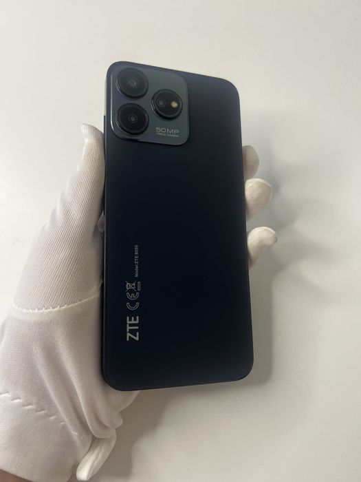 ZTE Blade V50 Design
