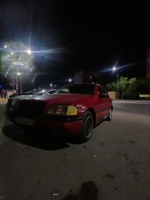 Mercedes-benz w202