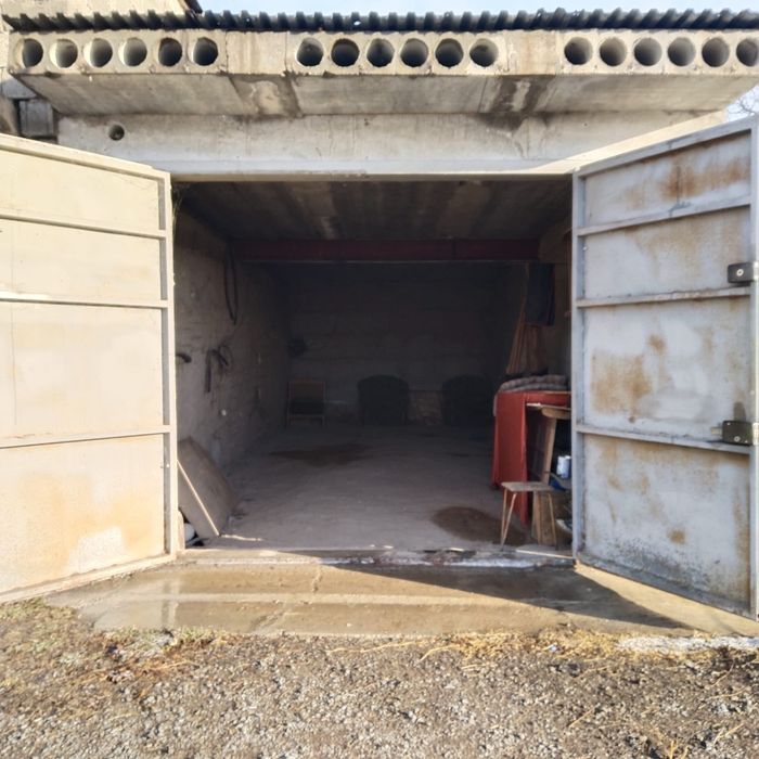 Гараж в районе АТК