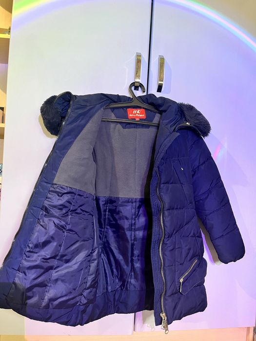 Продам детскую куртку