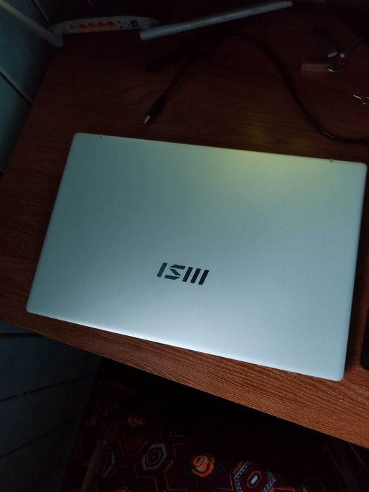 Ноутбук MSI Modern 15