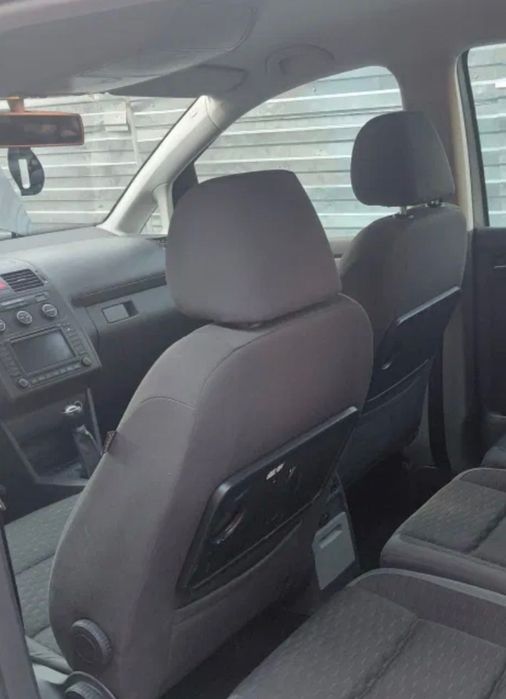 Vând schimb  cu pasat cc sau Audi a 4 b8turan 2006 2.0 tdi 6 trepte manual navigație pilot automat 4 Geamuri electrice oglinzi încălzite ac funcțional