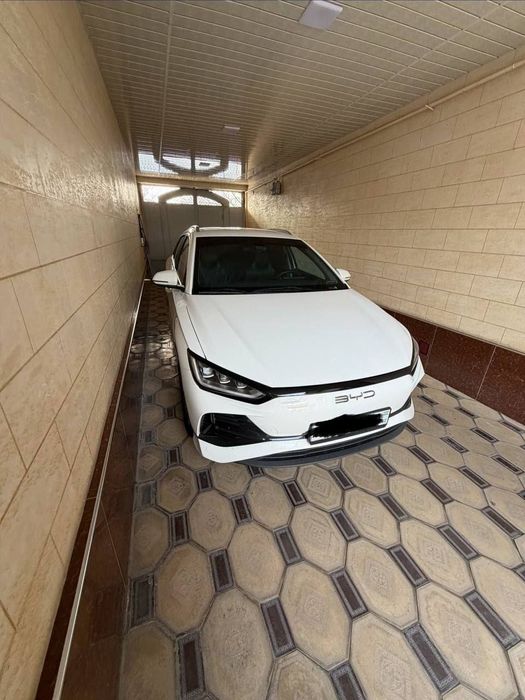 BYD E2 Full flagship