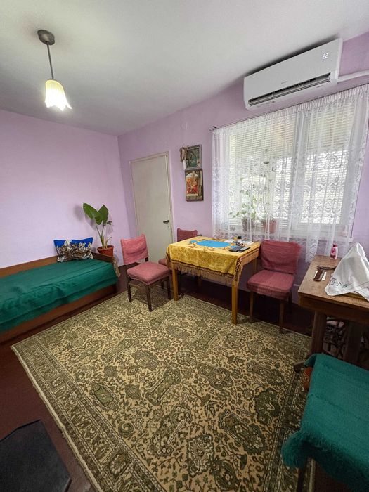 Продавам къща с двор - Генерал Тошево