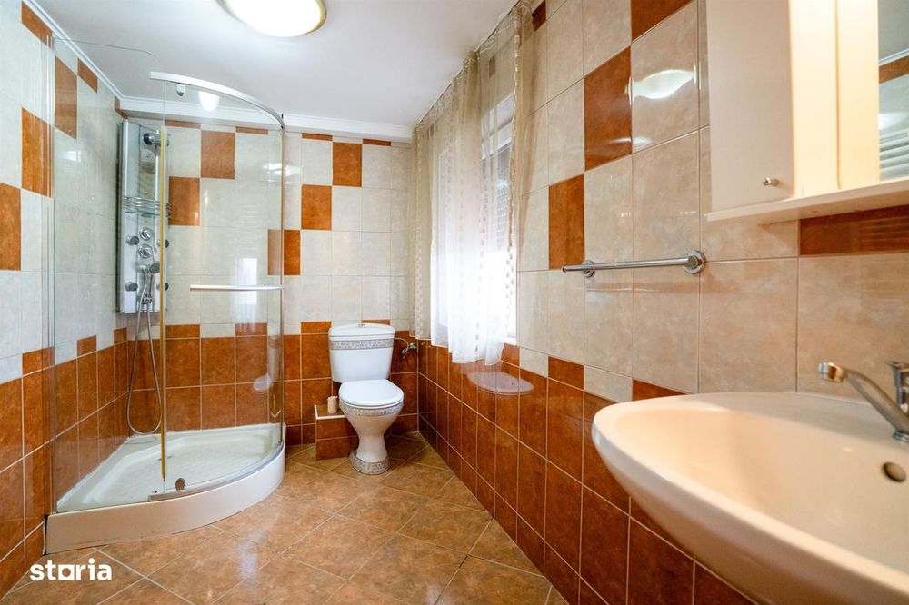 Casa cu 4 camere si 1000 mp teren Santandrei