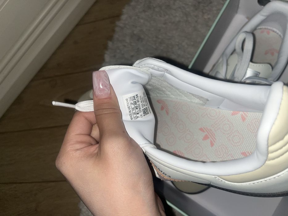 Adidas кроссовки