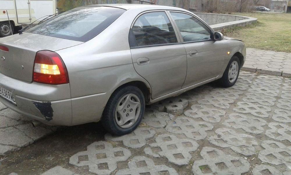 Kia Sephia/ Shuma Киа Сепия/Шума 1.5, 1999 година, 16 винтила на части