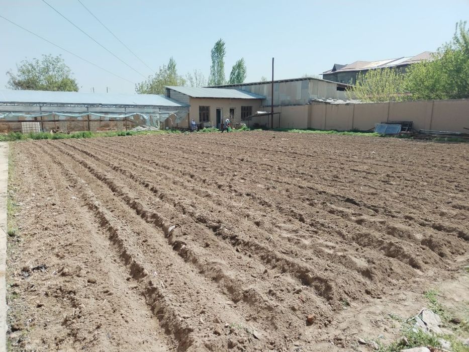 14-сотук 9 та хона 2 та ошхона еуро ремонтли уй  сотилади.