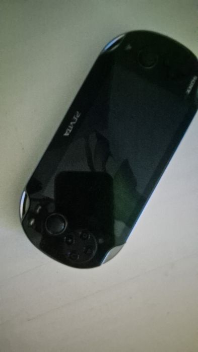 ps vita oled в идеальном состоянии