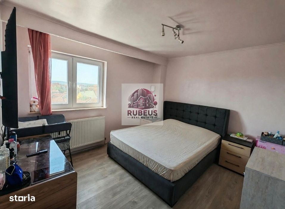 Apartament cu 3 camere