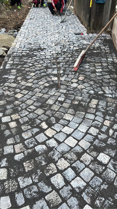 Montaj piatra cubica, piatra andezit granit