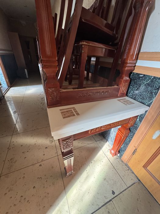 Продаются столы и стулья с ресторана