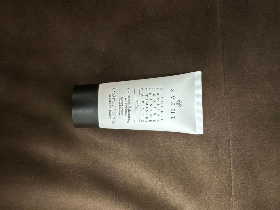 Avant Glycolic Acid Rejuvenating Face Exfoliator