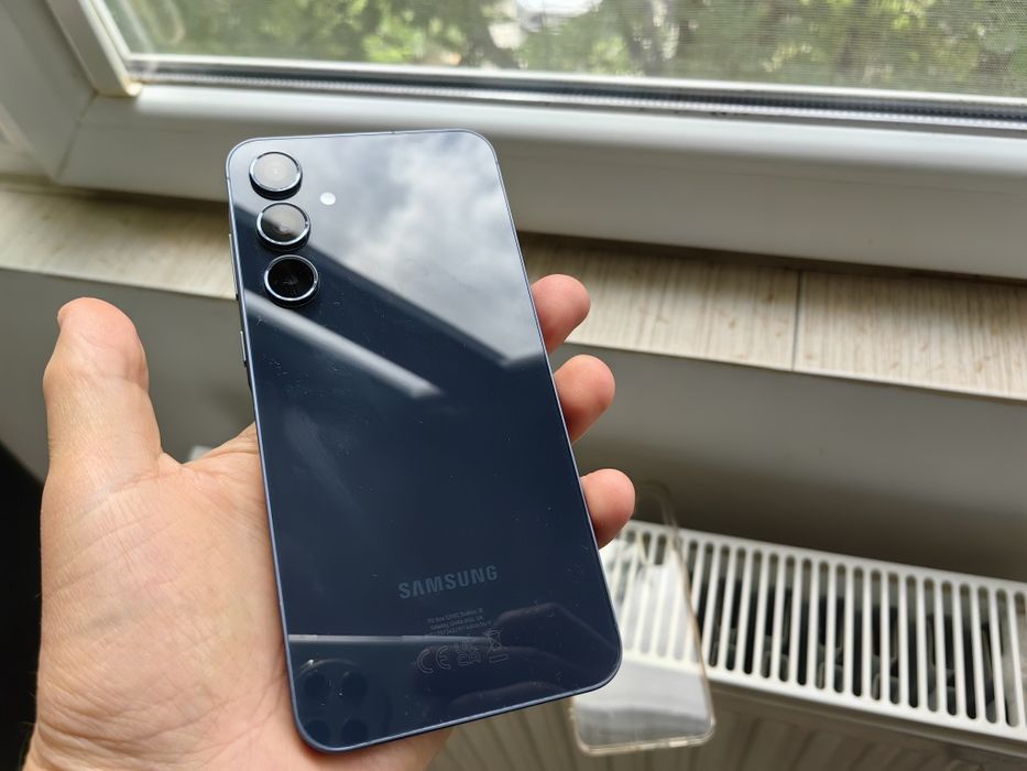 Samsung Galaxy A55 * 5G * accept schimburi