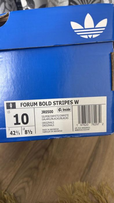 Adidas кроссовки