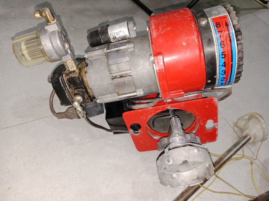 Горелка для жидкого топлива