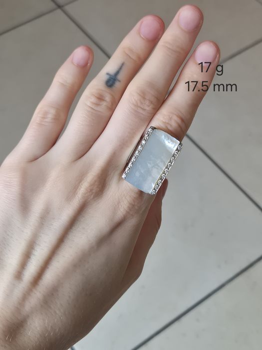 Inel din argint cu piatra sidef