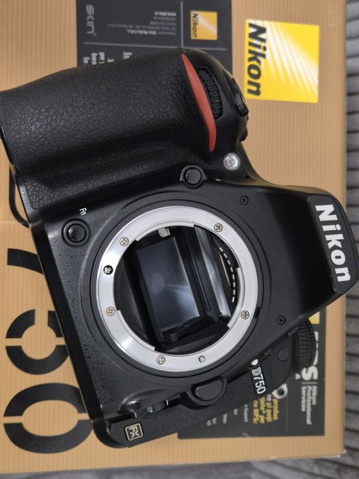 Nikon D750 236 mii cadre