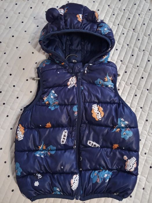 Жилет 110 см. Состояние хорошее.