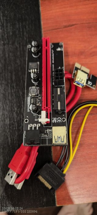 PCI-E RISER card dedicat mining. Versiunea 009S compatibil PCI-E Expre