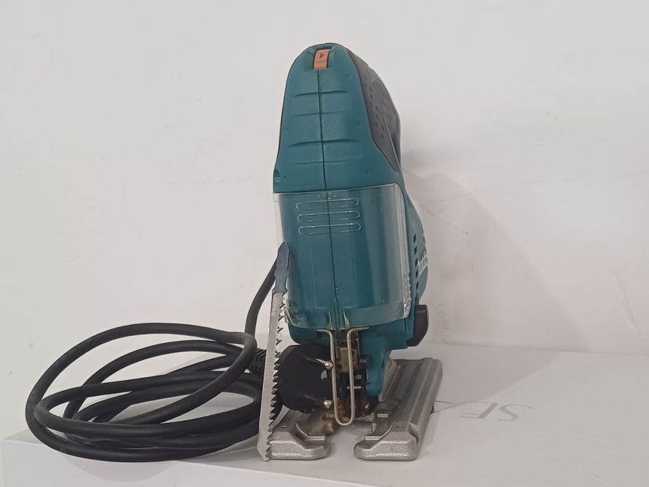 Лобзик Makita 4329