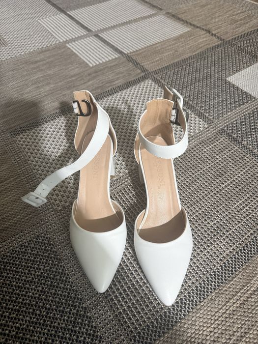 Продам Туфли почти новая