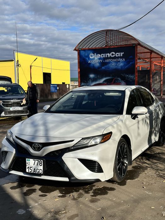 Продам машину Тойота Камри