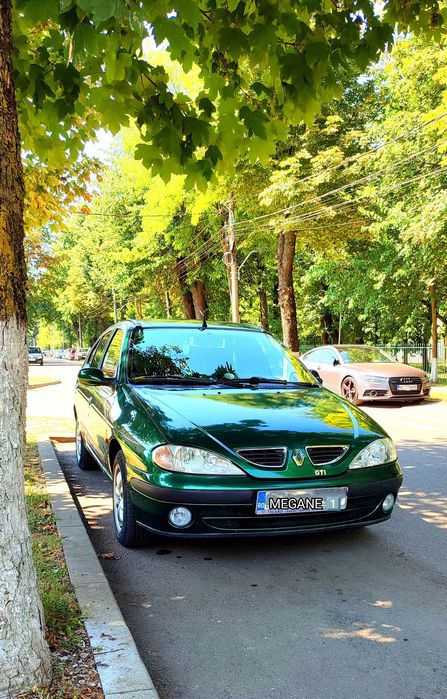 RENAULT Megane