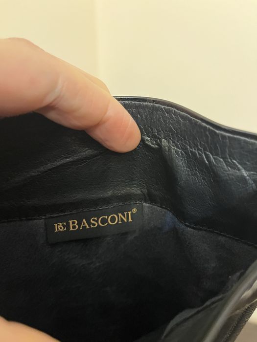 Демисезонные лаковые сапоги Basconi