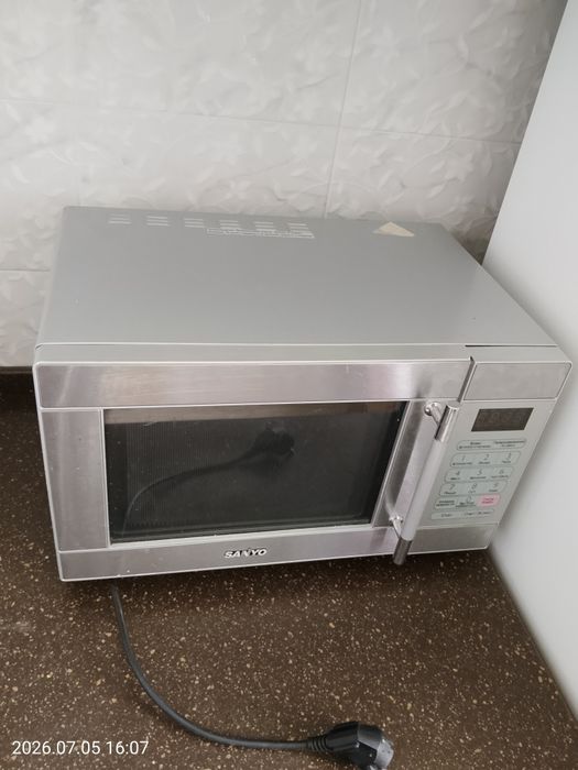 микроволновка SANYO