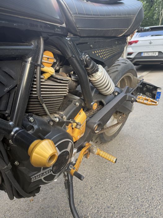 Ducati Scrambler Cafe Racer