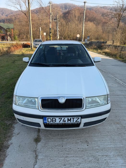 Skoda Octavia 1