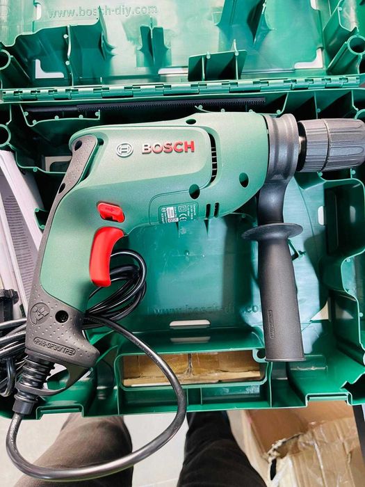 Mașină găurit cu percuție Bosch EasyImpact 600 (600 W, în cutie)