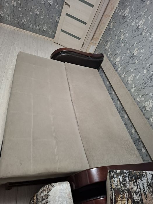 Продам раскладной диван