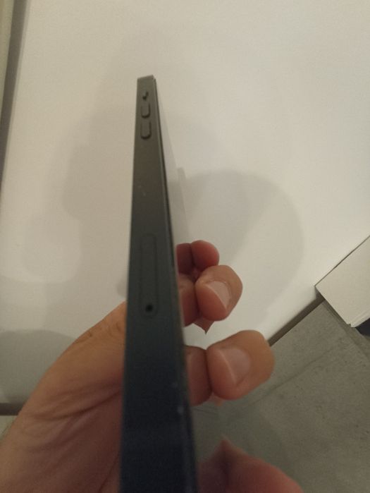 iPhone 13 black 128G