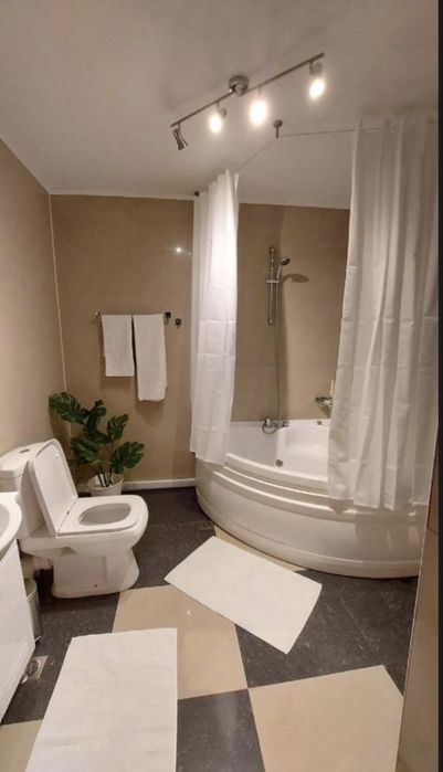Camere Premium tip Studio – Grozăvești / Orhideea (Utilități Incluse