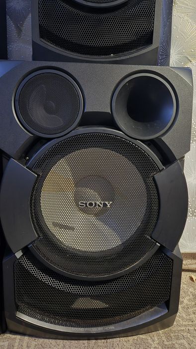 БАРТЕР за телефон или друга музика   Sony Shake 7 и 30 колони