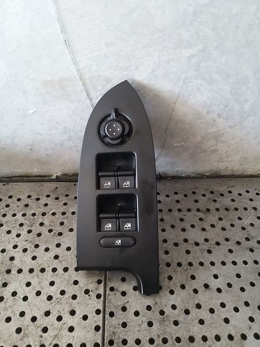 Bloc butoane geamuri oglinzi alfa romeo giulietta 940 156094782