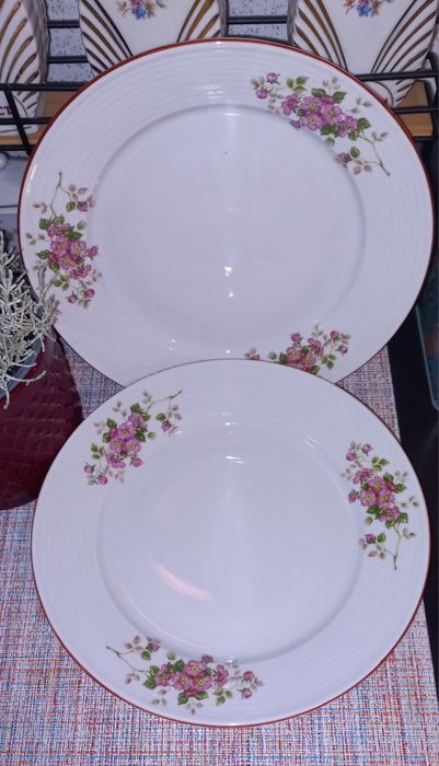 Български порцеланови чинии Изида