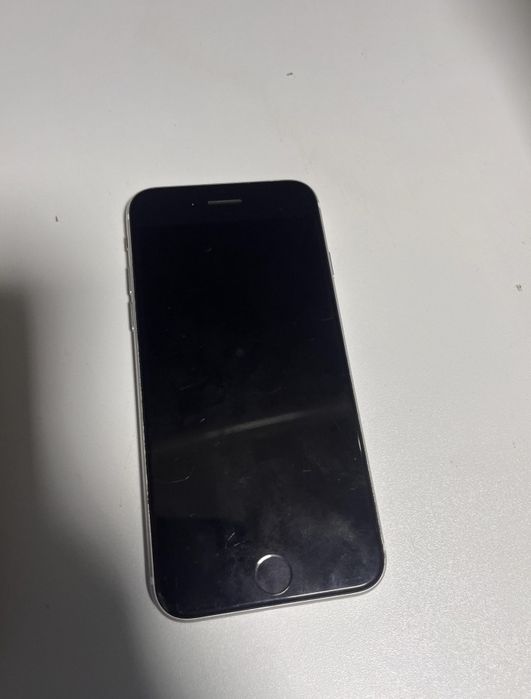 Обмен Iphone SE 2020