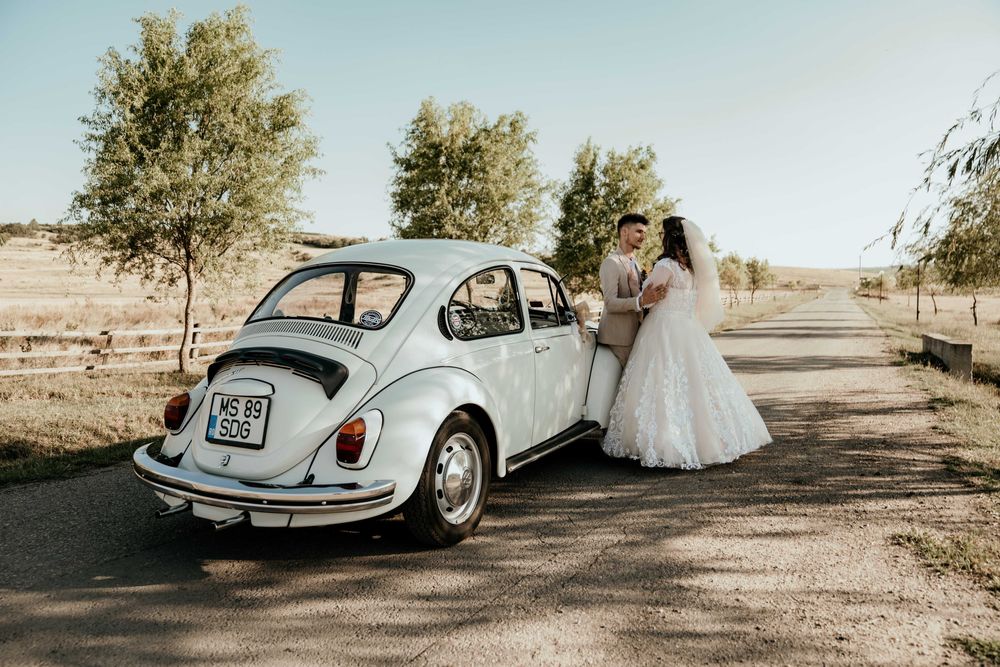 De inchiriat maşină de epocă pentru nuntă