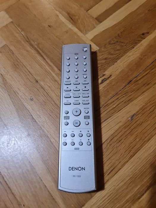 Комплект усилвател и CD плеър DENON