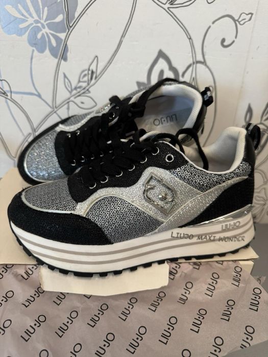 Обувки karl lagerfeld и LIU.JO