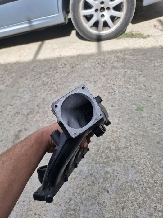 Всмукателен колектор за ауди а4 б5 1.8т