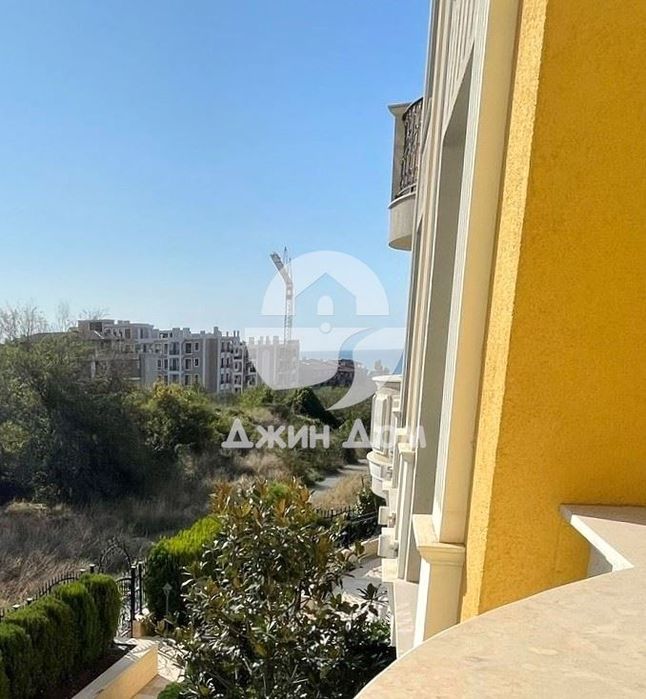 Двустаен апартамент с ГЛЕДКА МОРЕ в к-с „Вила Флоренция, гр. Св. Влас