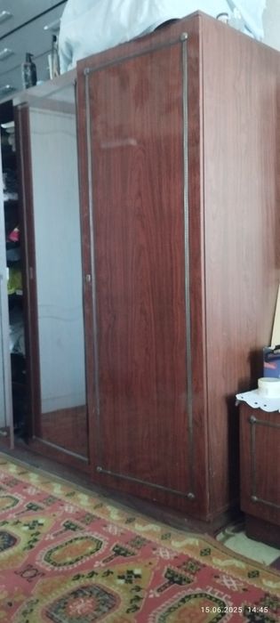 Продам шифонер 3х створчатый полированный