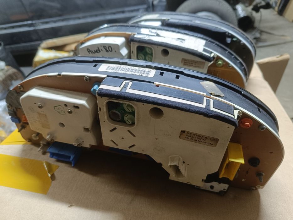 Щиток приборов Ауди 80 Б4