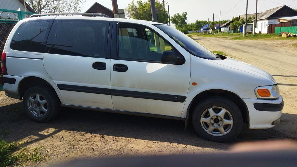 Опель синтра минивен