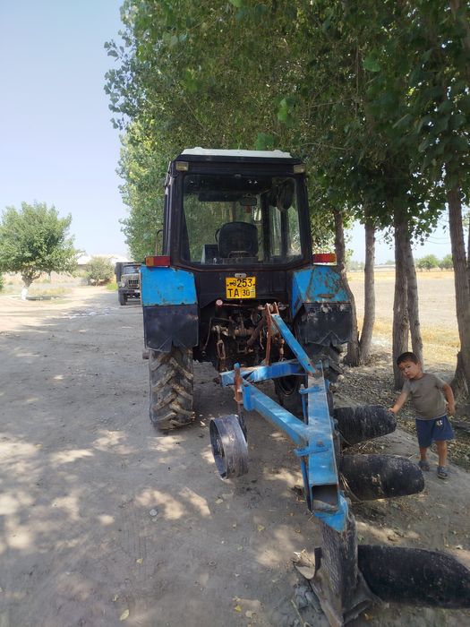 Qishloq xujaligi MTZ80.1