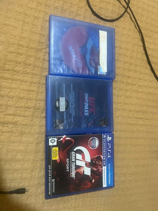 Продам плэстэйшн 4